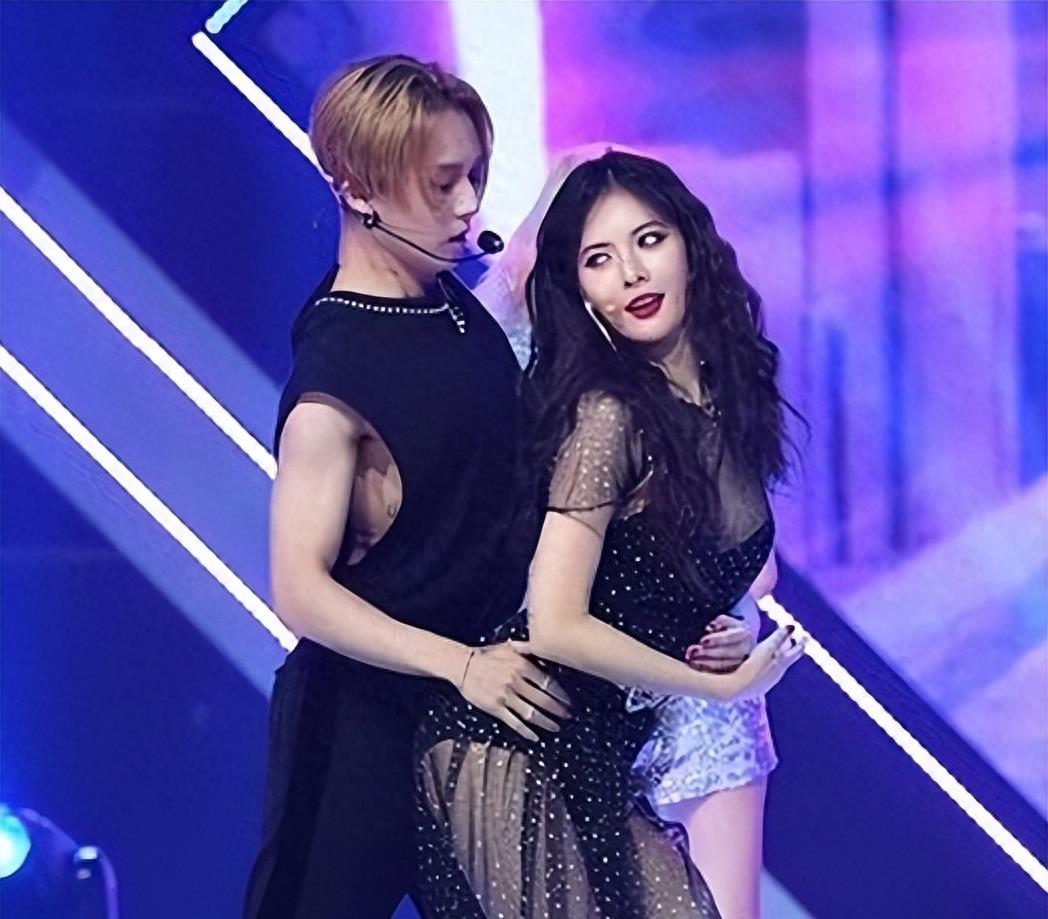 女明星着装争议_女明星紧身裤图片_徐娇性感泳装照片